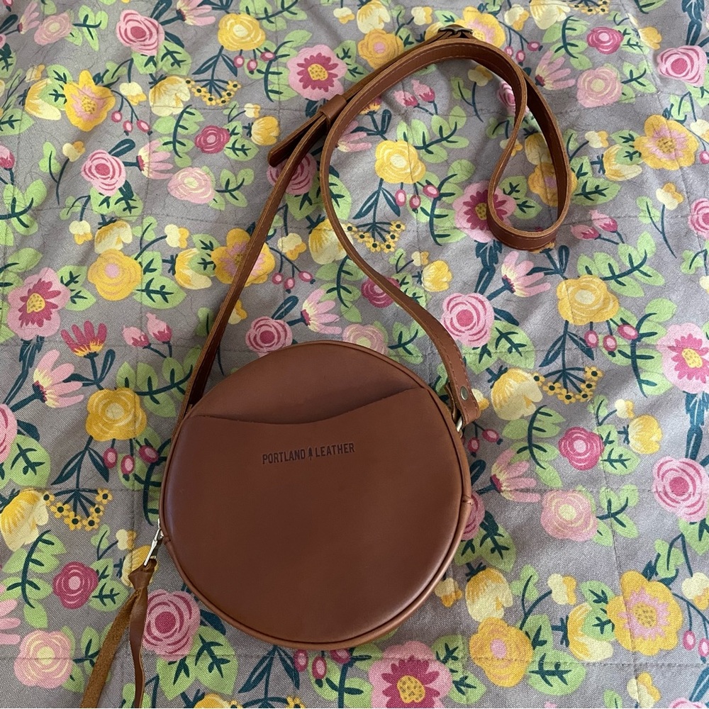 NWT Portland Leather small circle bag. Honey colored